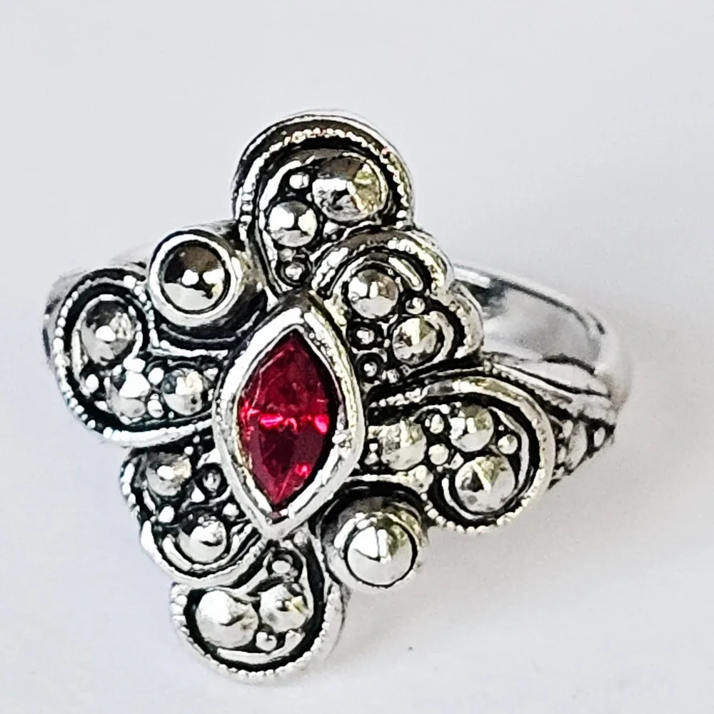 Vtg 90's Witchy Gothic Statement Ring Red Faux Ruby Marcasite Art Deco Silver - Picture 6 of 11